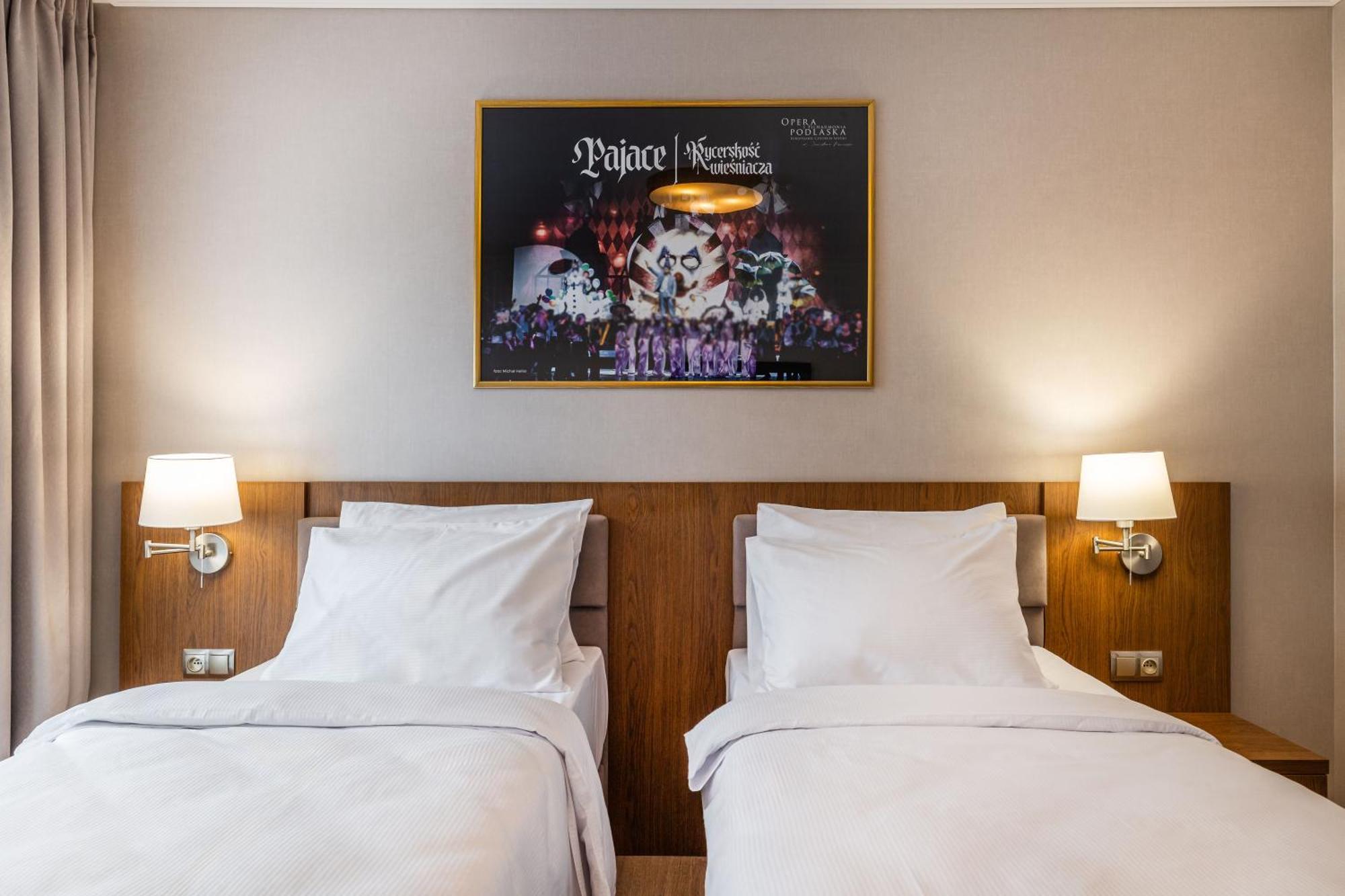 Hotel Opera Белосток Экстерьер фото