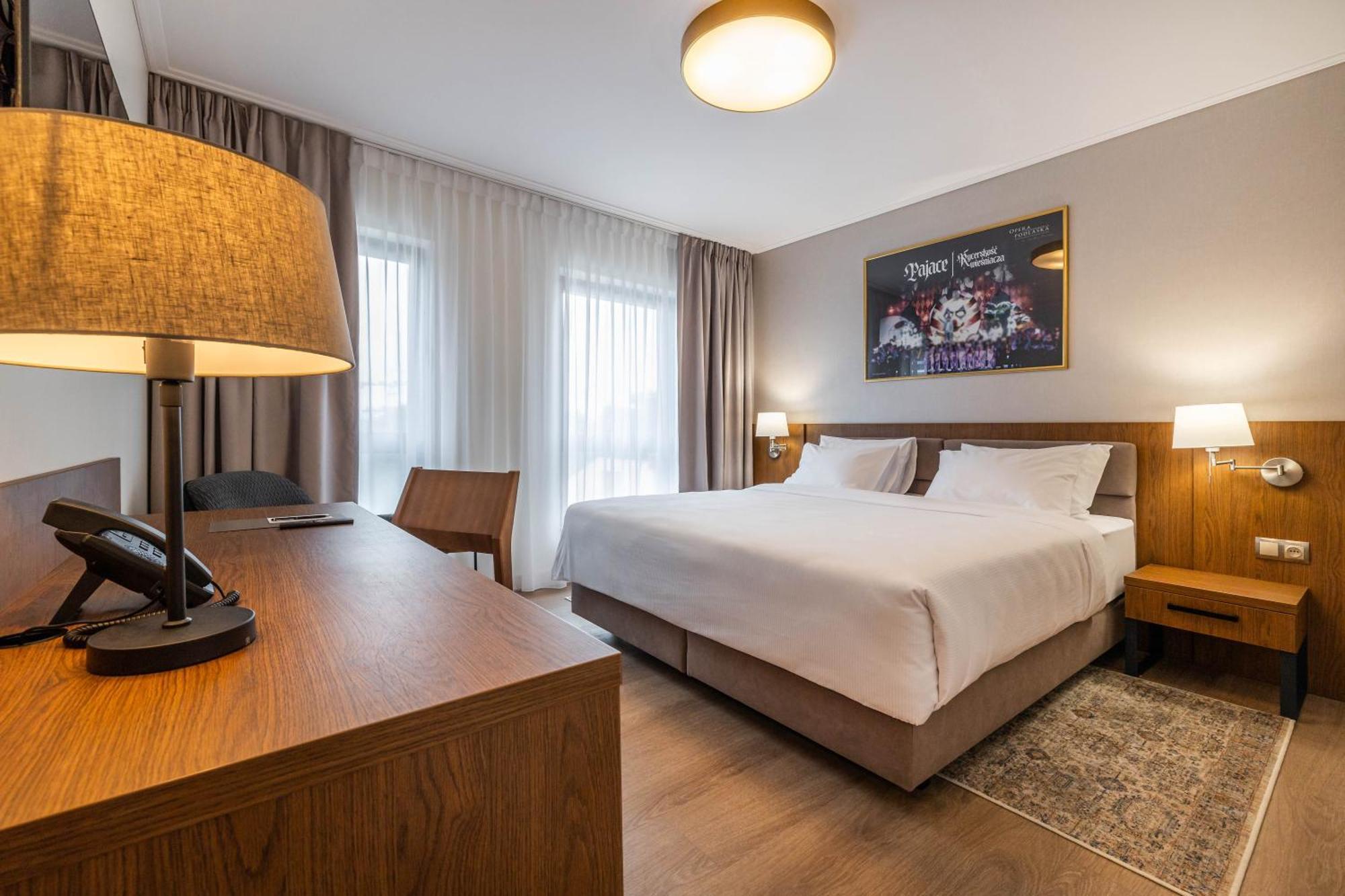 Hotel Opera Белосток Экстерьер фото